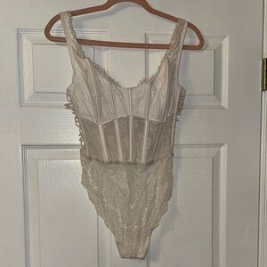 Victorias Secret White Lace Chemise Lingerie One Piece With Scallop Lace